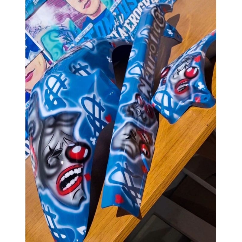 Kit Carenagem Paralama+Protetor+Tampa de Pinhão da Cg 150cc Graffitado Azul Bebê Chora Agora e Ri Depois