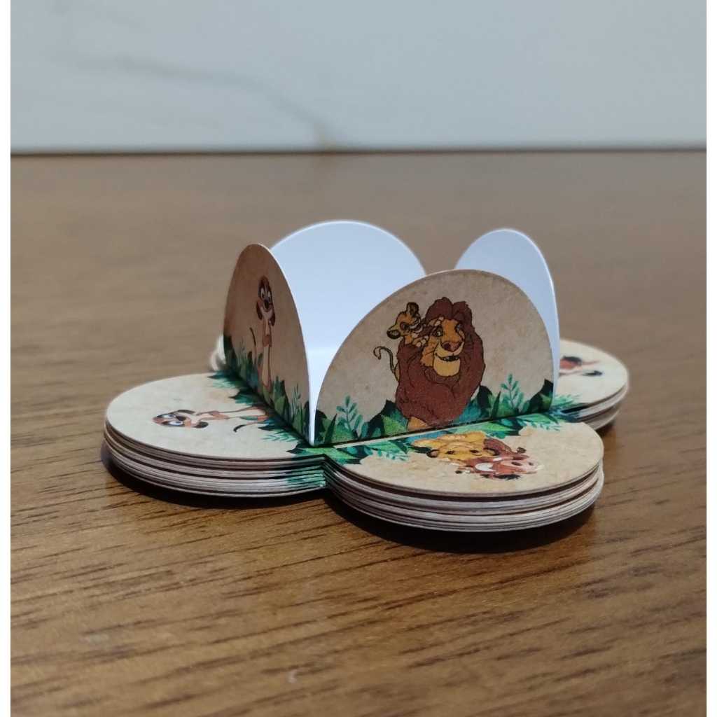 Forminha Personalizada para Docinho Rei Leão Forminha temática para Brigadeiro Pétala festa aniversário