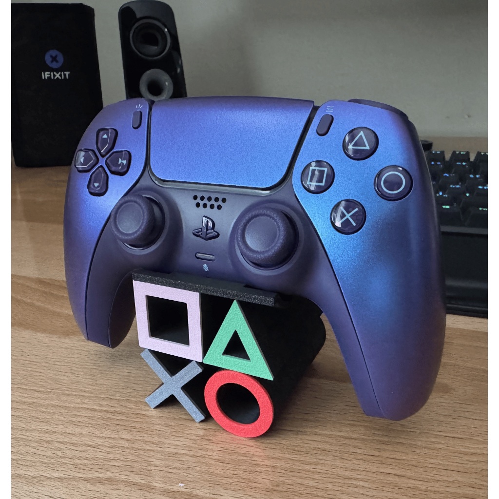 Base Suporte para Controle PS4 e PS5 – Design com Logo PlayStation