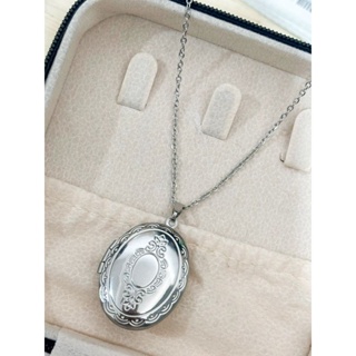 Relicário Medalhão + Corrente em Aço Inox + Caixinha de Presente em Oferta na Shopee