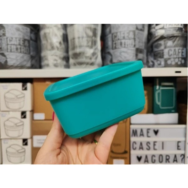 ENVIO RÁPIDO Pote Quadrado Tupperware Refri Line Cristal 650ml - coral e verde
