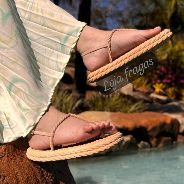 lançamento papete trançado chinelo estilo Nuvem Feminino sandália EVA 3 Tranças Plataforma Ortopédico Macio Confortável