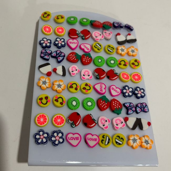 Kit 36/72 Pares de Brincos Infantil Fruta/animal Resina Acrílico colorido em Oferta na Shopee