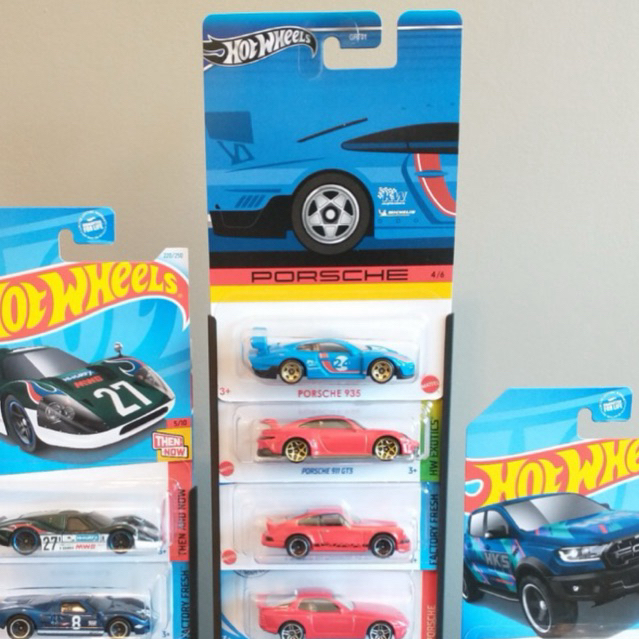 🚘 Display Genérico Mainline para carrinhos estilo HotWeels 1:64