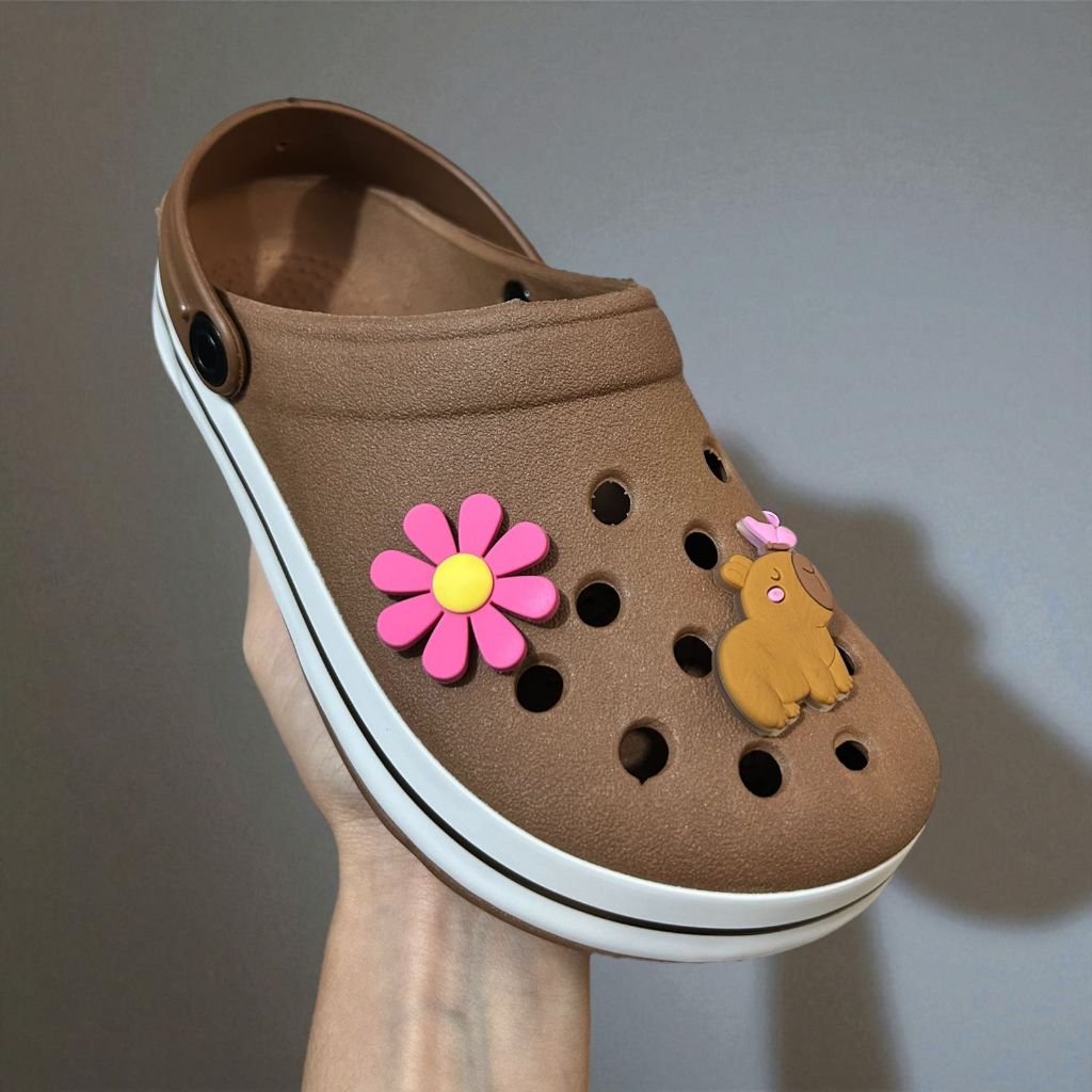 Sandalia Babuche Adulto Feminino Injetado Personalizado Capivara e Flor Delicado Confortável Macio