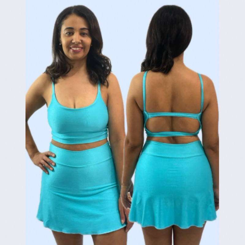 Conjunto de Short Saia + Top Fitness em Poliamida Feminino para Tenis de Praia Volei Academia