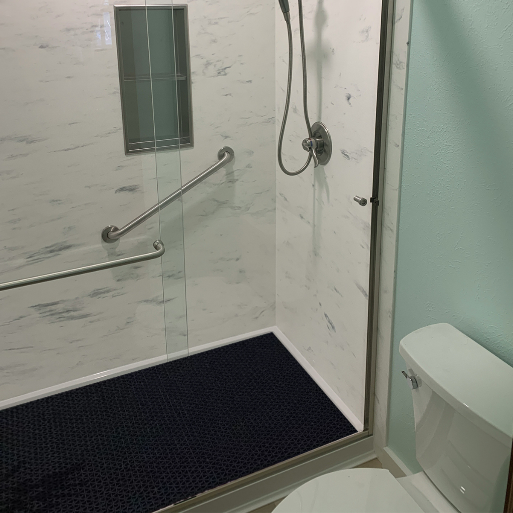 Tapete Antiderrapante Para Banheiro Box Piscina Área de Serviço Vestiário Banheira Idoso Bebe