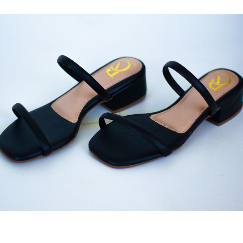 Sandália Feminina Salto Baixo Grosso Saltinho Confortável ( Tira Fina ) em Oferta na Shopee