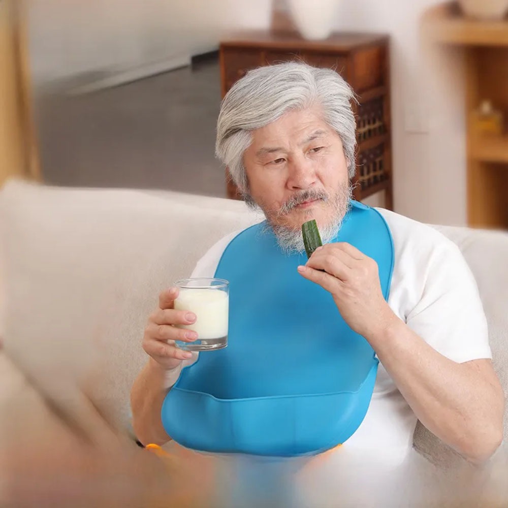 Babador de Proteção para Idosos Ajustável e Fácil de Limpar	