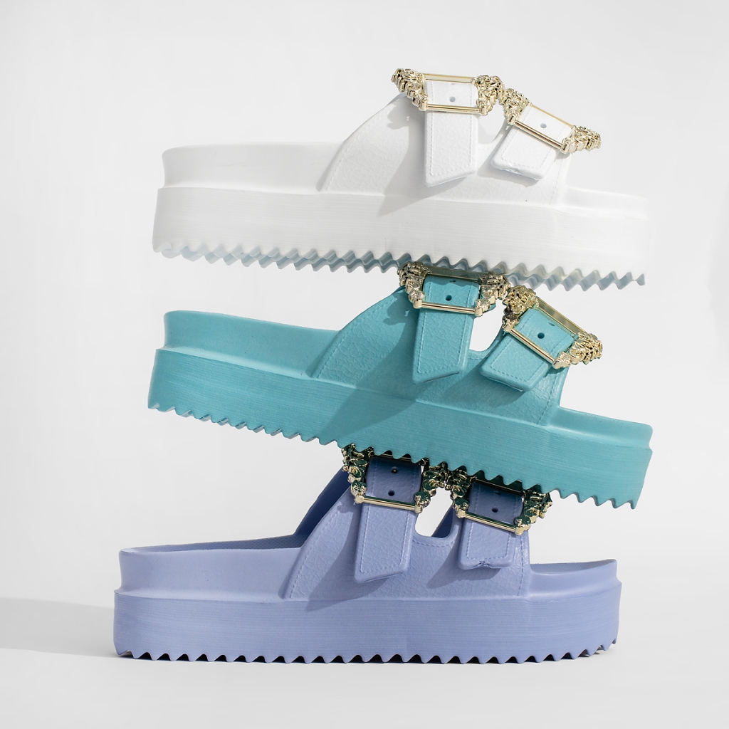 Sandália Birken Feminina Plataforma Colorida Fivela Dourada Conforto Leve Moda Praia