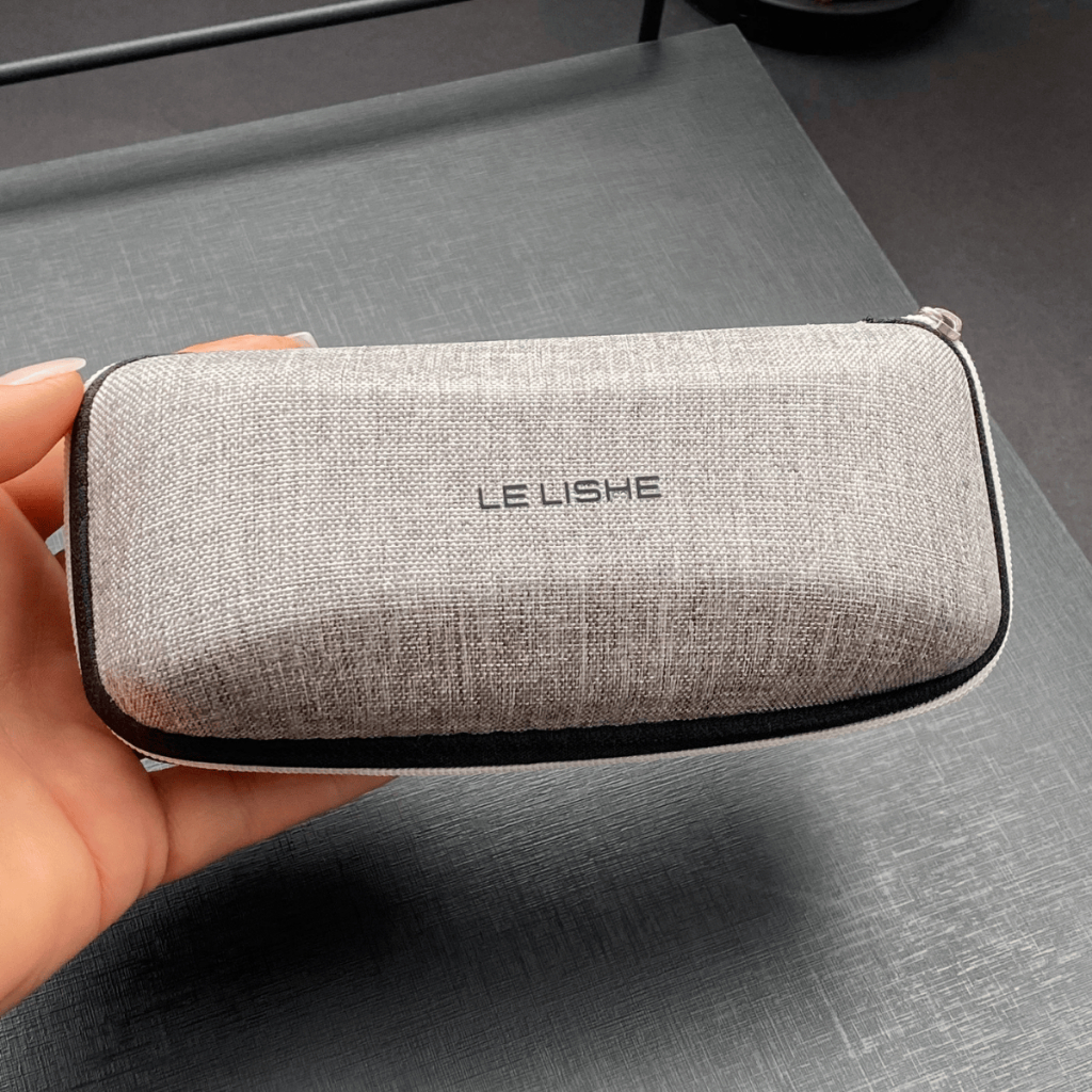 Estojo bolsinha case capa de proteção com zíper porta óculos de sol e grau