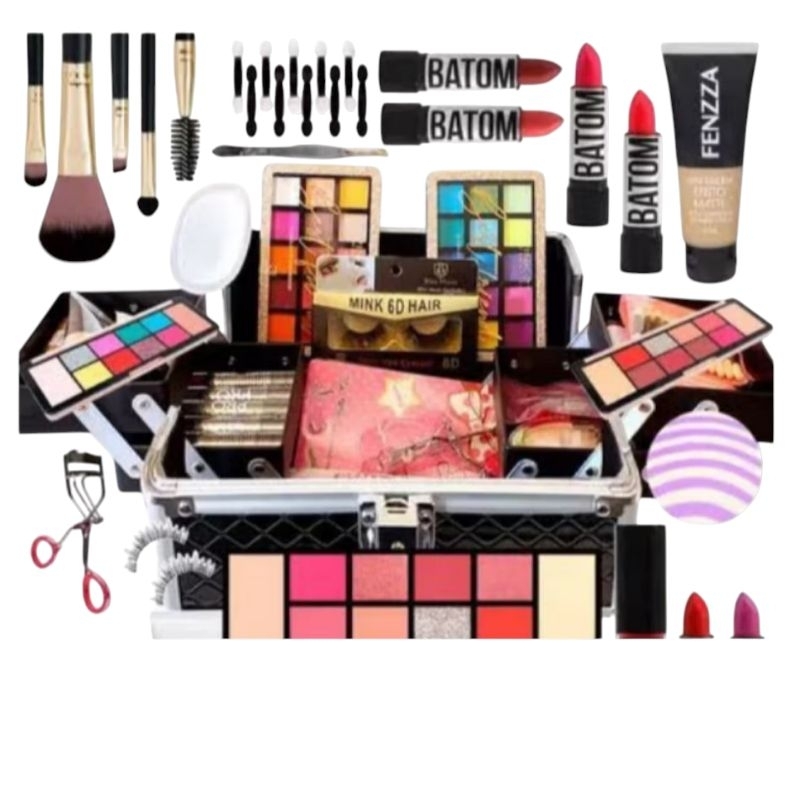 kit de maquiagem com 20 itens, corretivo,base,gloss,batom e muito mais(obs não acompanha a maleta)