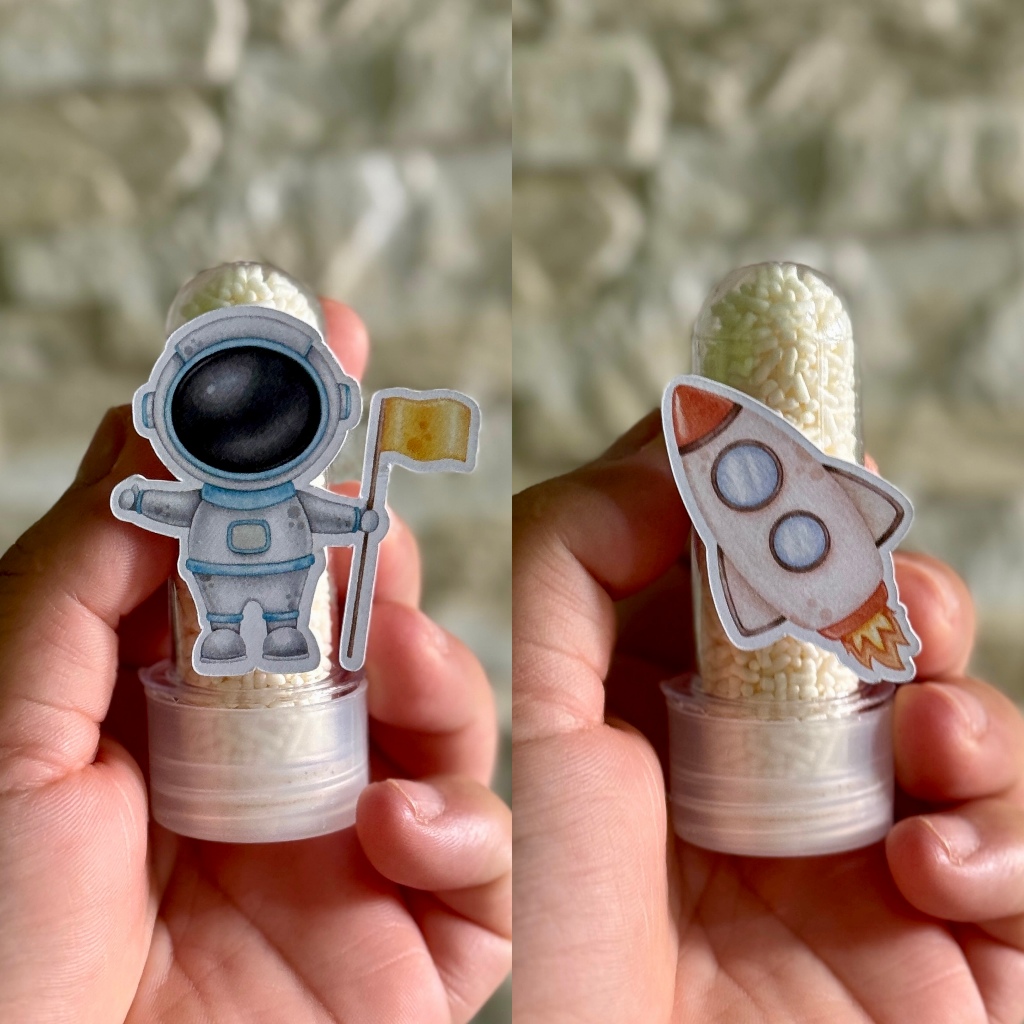 24 Apliques 5cm Astronauta MENINO kit festa lembrancinhas tubetes mimos adesivo tag personalizados