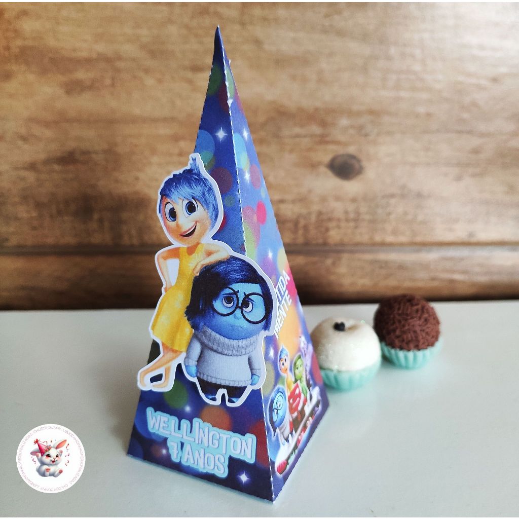 LEMBRANCINHA PERSONALIZADA - 6 CONE PIRÂMIDE DIVERTIDAMENTE - PAPELARIA PERSONALIZADA