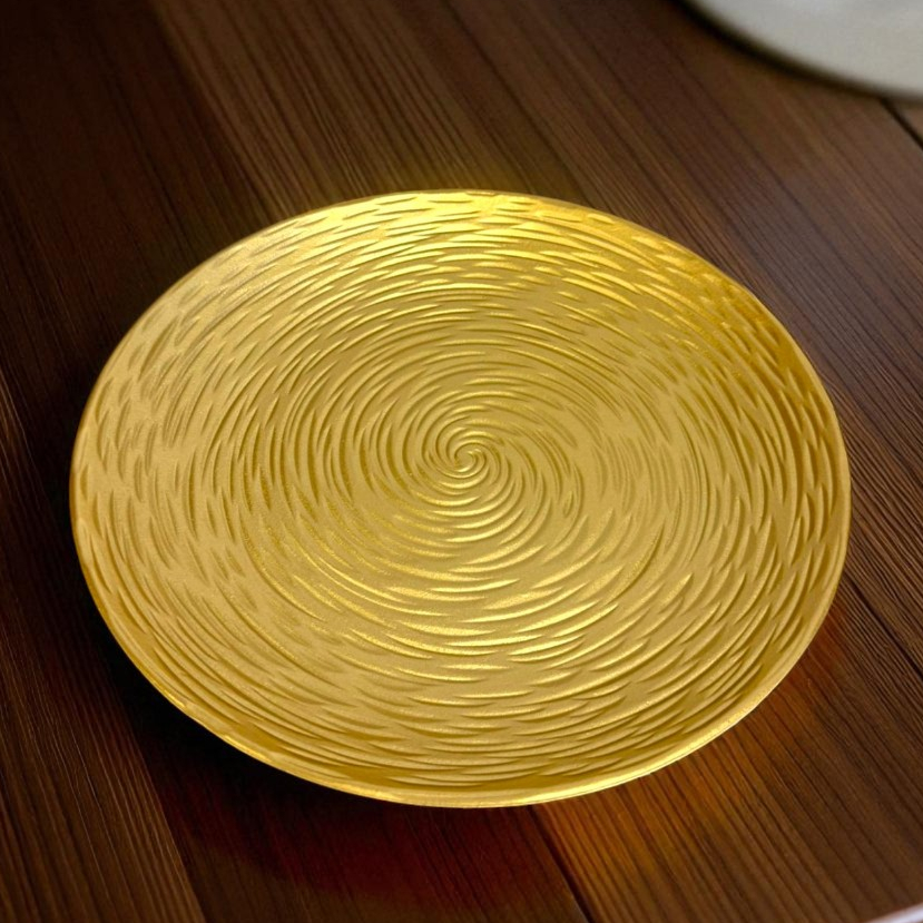 Bandeja Decorativa Madeira Dourada com Textura Prato Elegância para Mesa e Decoração Bandeja Doces