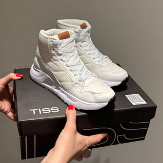 Botinha Feminina Fitness Antiderrapante Cano Alto Solado EVA em Oferta na Shopee