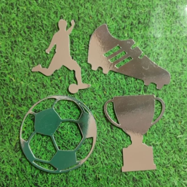 Apliques Futebol Lamicote Dourado/Prata – Bola, Chuteira, Jogador, Troféu – Decoração Lembrancinhas em Oferta na Shopee
