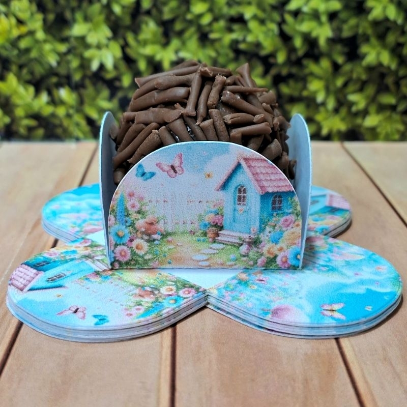 Forminhas 4 Pétalas Personalizada para Doces Brigadeiro, Aniversário, Festa Jardim das Borboletas
