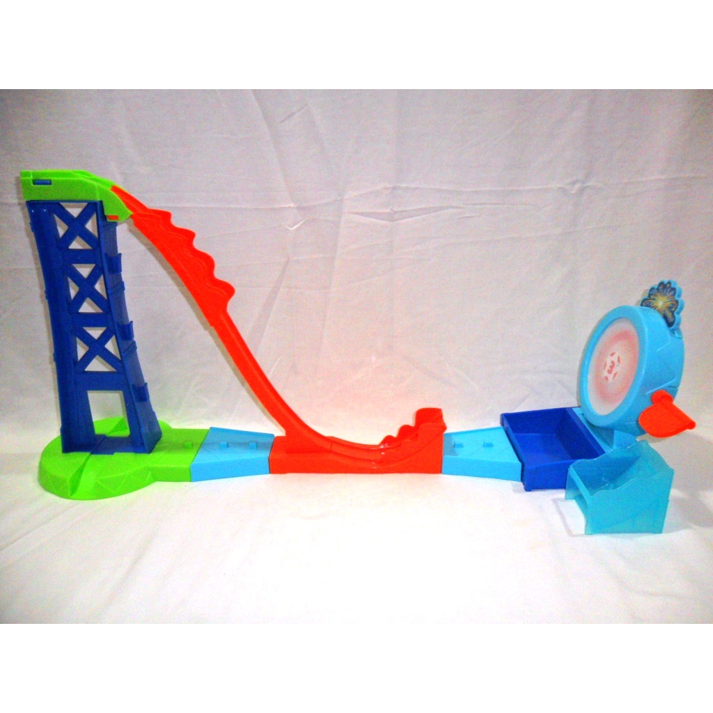 THOMAS E SEUS AMIGOS - MODELO CONJUNTO DE AÇÕES DE EXPLOSÃO DE ALVO  -  MINIS TARGET BLAST STUNT SET