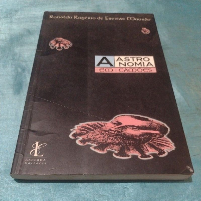 Astronomia em Camões - Ronaldo Rogério de Freitas (crítica e interpretação)