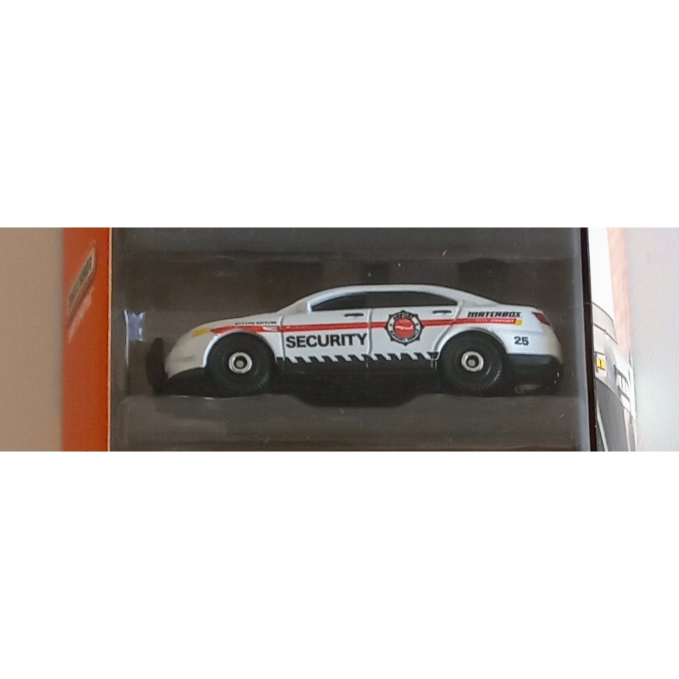 MATCHBOX - MBX AIRPORT II - FORD POLICE INTERCEPTOR