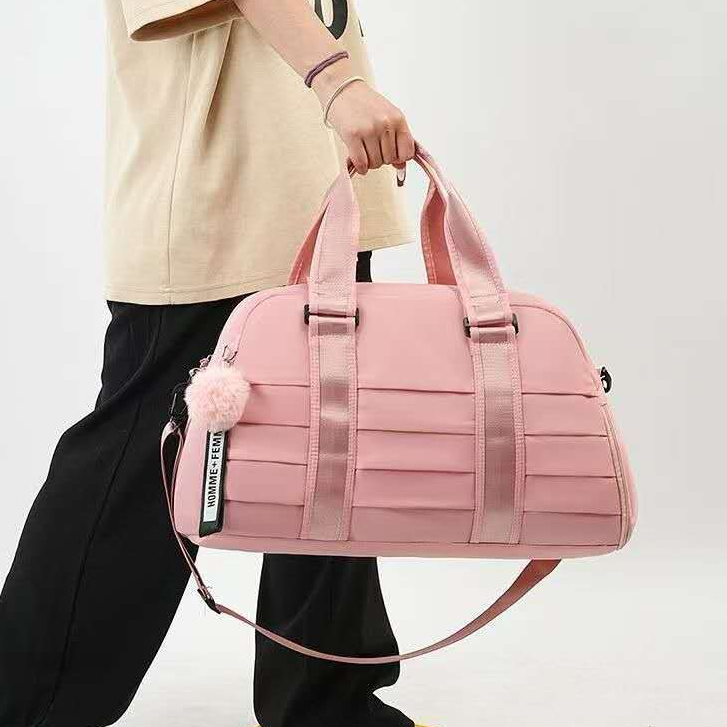 Bolsa Mala De Viagem Academia Com Chaveiro Pompom Alça Transversal Grande Capacidade Impermeavel