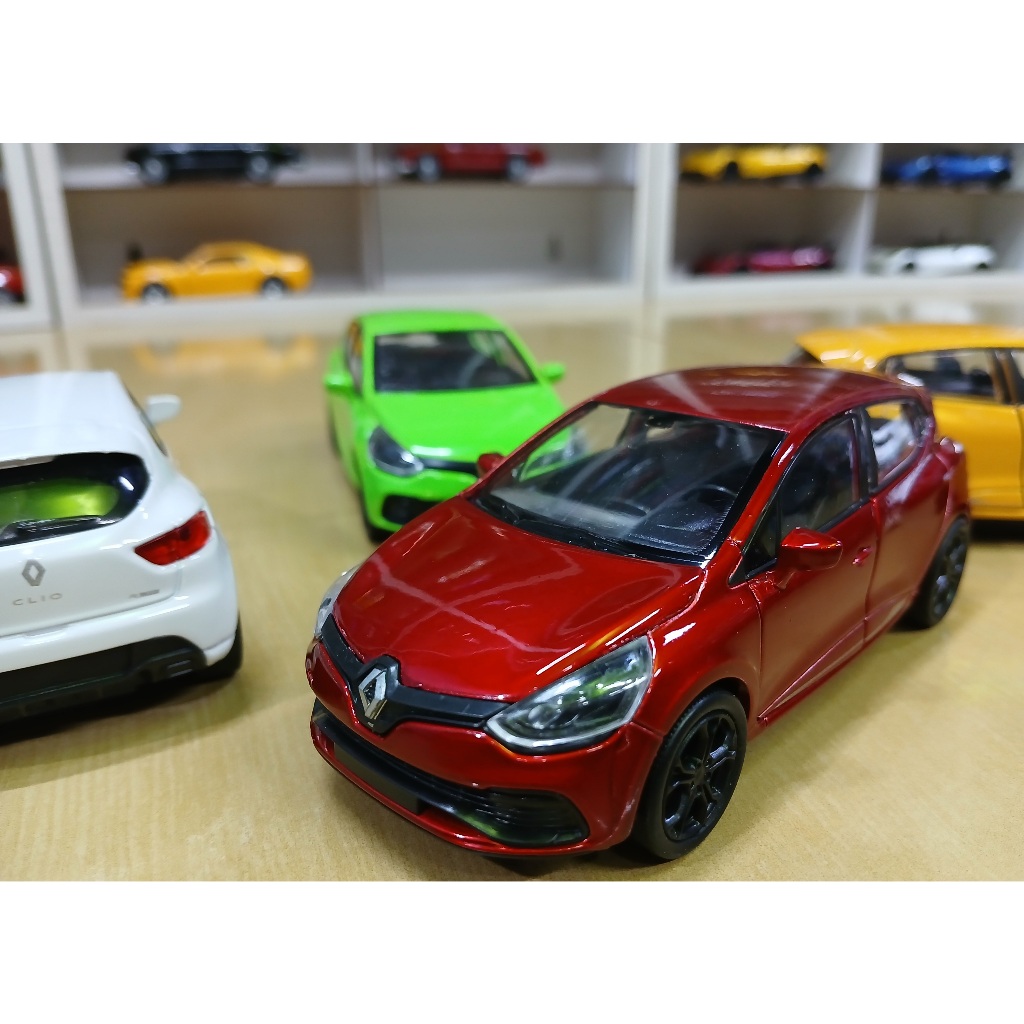 MINIATURA RENAULT CLIO RS A FRICÇÃO ESCALA 1/32 FABRICANTE WELLY