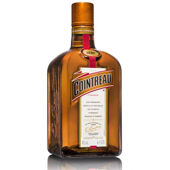 LICOR COINTREAU GARRAFA 700ML em Oferta na Shopee