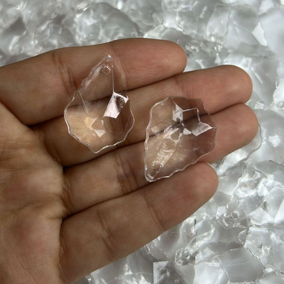 Pingente Ponteira Bacalhau Cristal 20x28mm P/Lustre Decoração