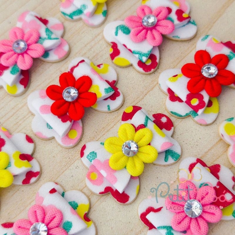 ADESIVO PET LAÇO FLEUR - BANHO E TOSA (12 UNIDADES)