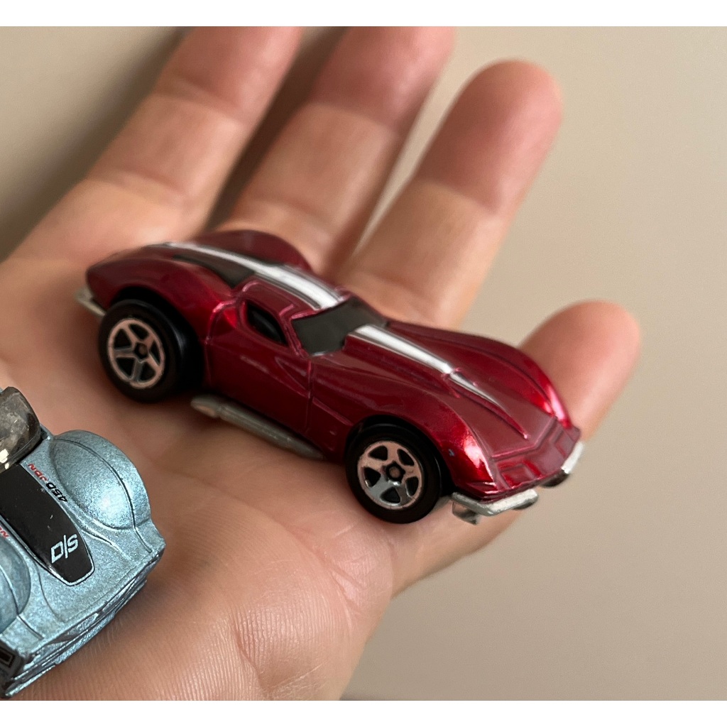 HOT WHEELS carro USA famoso 1963 CORVETTE STING RAY vermelho serie DROP TOPS red car