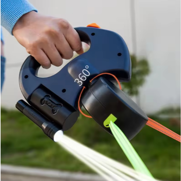 Guia Retrátil Duplo para Cães com Lanterna e Porta Saquinho Higiênicos Coleira em Oferta na Shopee