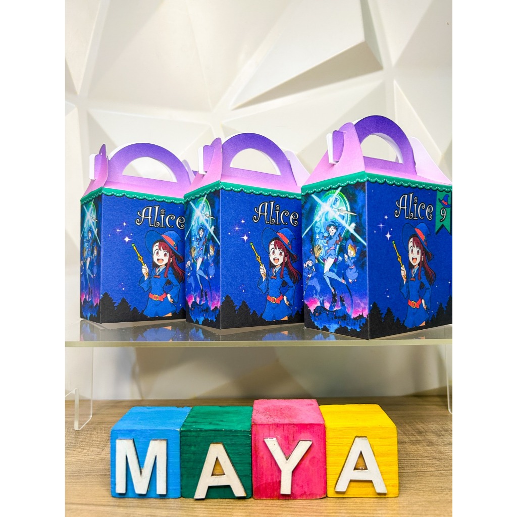 Kit Festa Little Witch Academia Personalizado 10/50 Peças – Caixas Milk - Pirâmide - Maleta com Nome e Idade Infantil