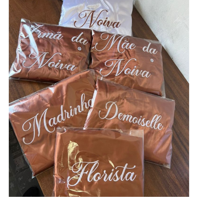 Robe/Roupão de cetim COM BORDADO em Oferta na Shopee