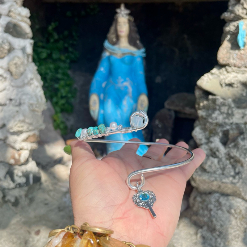 Exclusivo Bracelete Iemanjá Odoya Pedra Turquesa Natural Pedra da Lua Abebe Pérola Axé Proteção Rainha do Mar Sereia