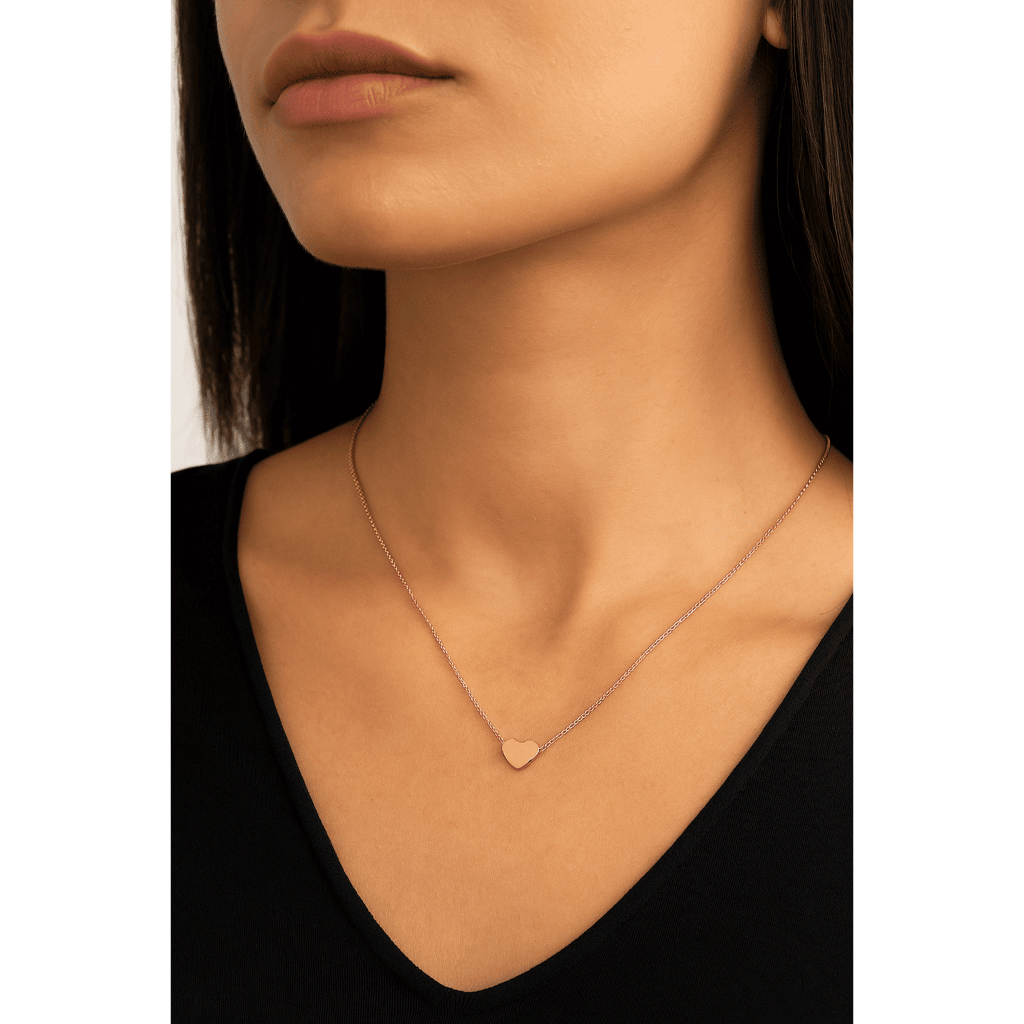 Colar Coração Pequeno 45cm Karinay Banho Ouro 18k Semijoia Delicada e Elegante