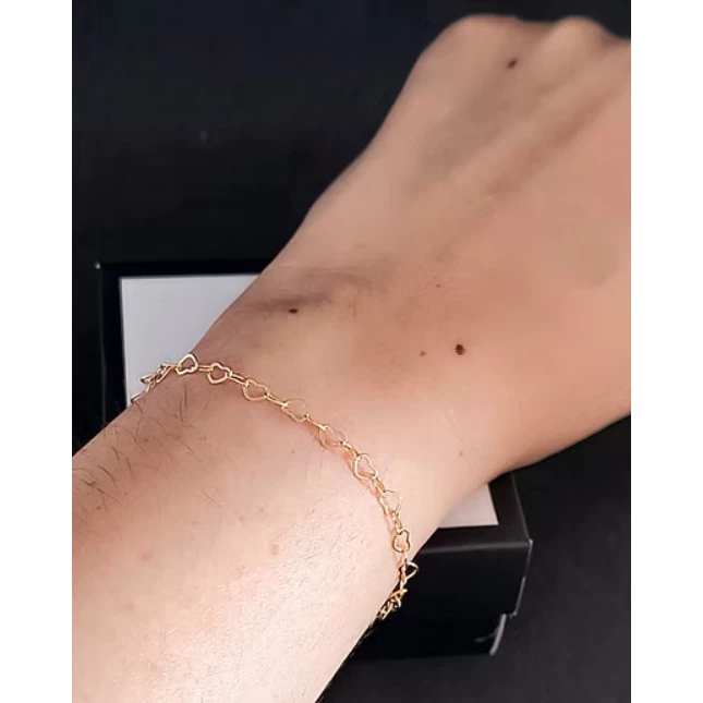 Pulseira Mini Corações Vazados 18cm + Extensor Banho Ouro 18k Karinay Semijoia Delicada
