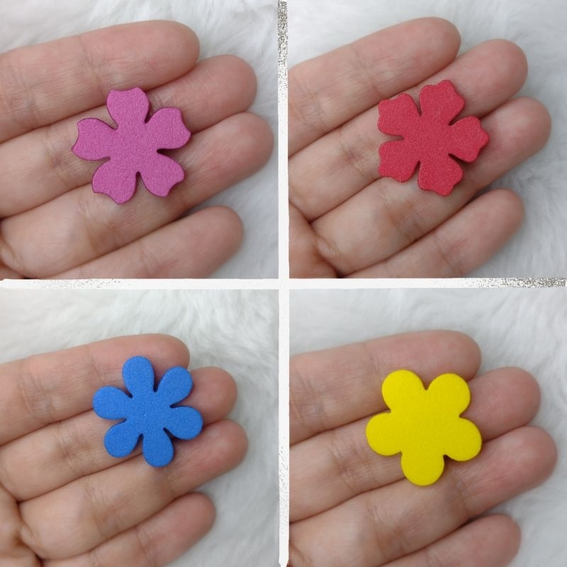 Apliques EVA - Flor  2,5 cm - 100 unid. -  Festa Infantil, Bolo Fake, Artesanato e Recursos Pedagógicos