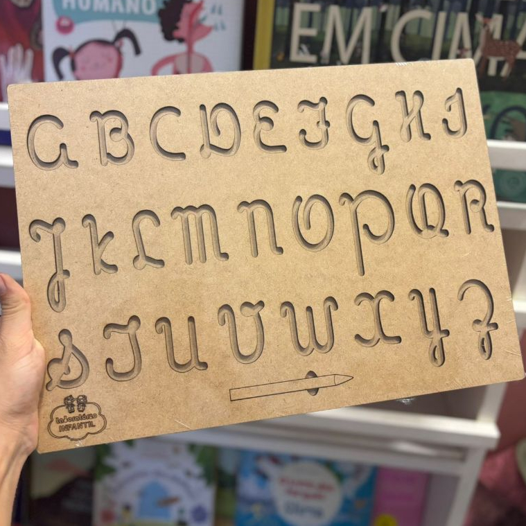 Placa Alfabeto Para Rastreamento Letra Cursiva Maiúscula