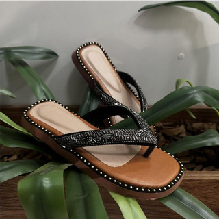 Sandália Rasteira Feminina Flat Preta com Vidrilho– Conforto e Estilo