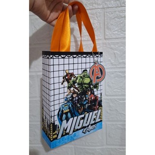 SACOLINHA PARA GULOSEIMAS VINGADORES/ SACOLINJA PERSONALIZADA VINGADORES/ ALÇAS DE CETIM