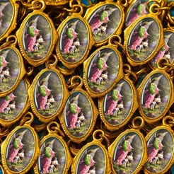 100 Medalhas Anjo da Guarda - Católico Resinadas – Para Terços, Escapulários, Lembrancinhas, Artesanato e Revenda