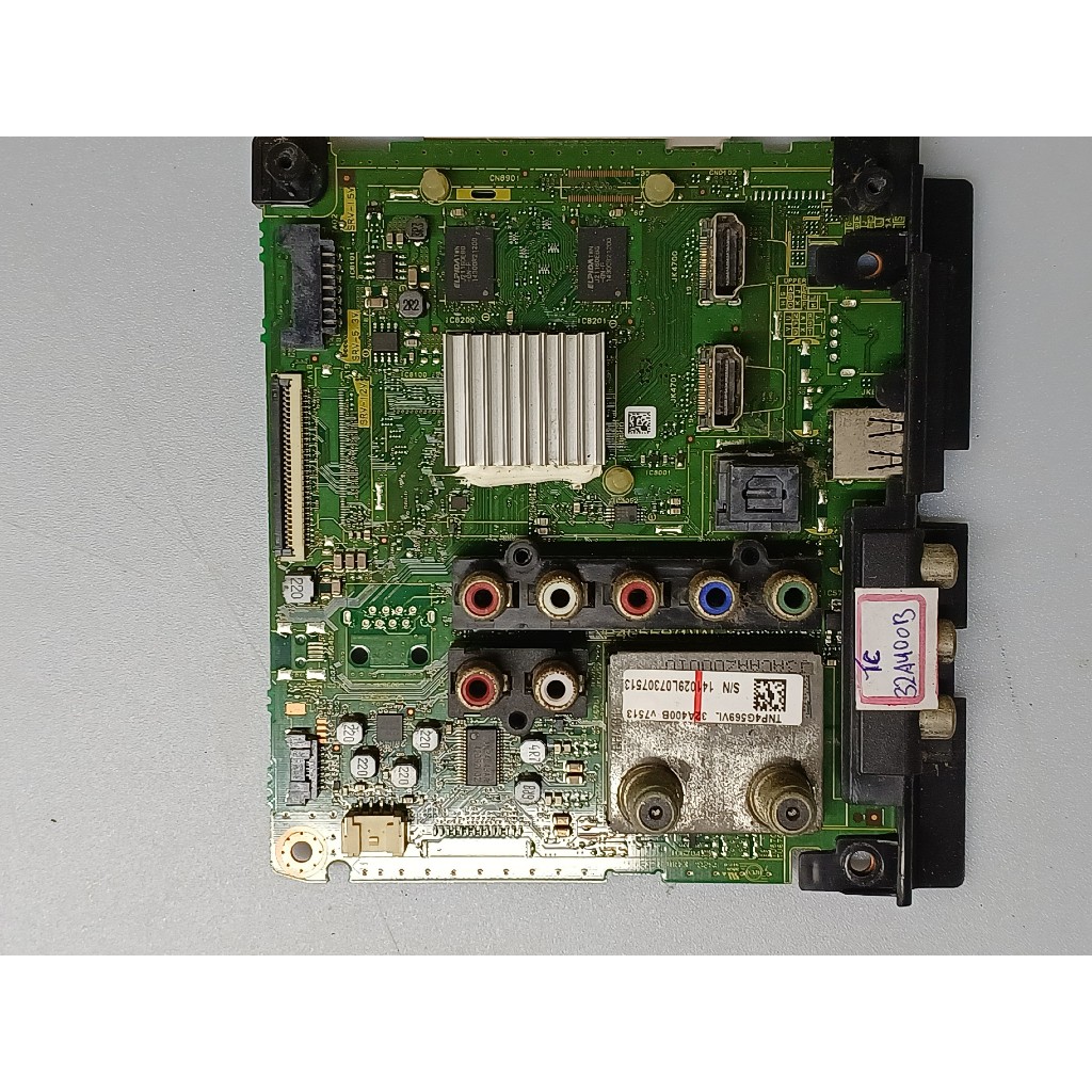 placa principal tv panasonic tc 32a400b. detalhe nas fotos