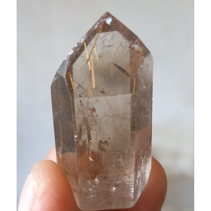 Quartzo Fumê Rutilado Lapidado em Ponta – 30 g e 4/5 cm fotos reais do produto a ser enviado