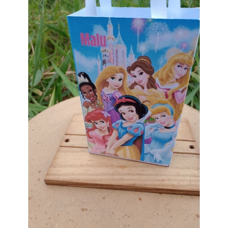 sacola personalizada lembrancinha infantil menina princesas Disney
