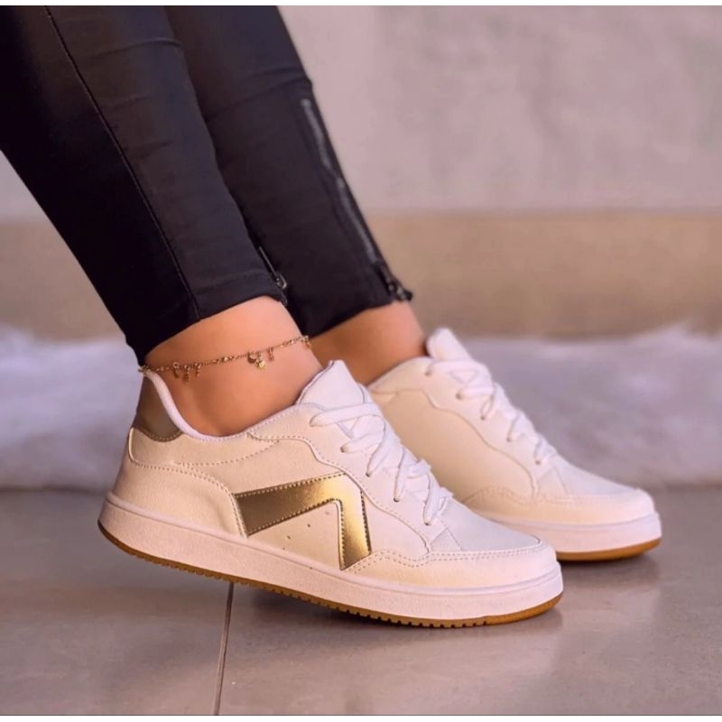 Tênis Feminino Branco com Detalhe Dourado Casual Couro Ecológico Confortável