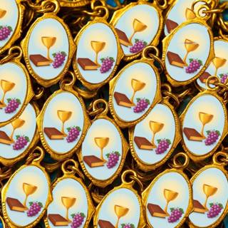 100 Medalhas Primeira Eucaristia - Católico Resinadas – Para Terços, Escapulários, Lembrancinhas, Artesanato e Revenda em Oferta na Shopee