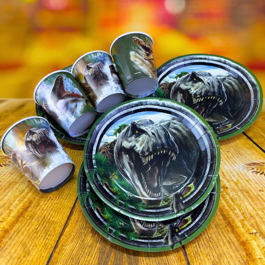 KIT FESTA JURASSIC WORLD RECOMEÇO 16 PRATOS + 16 COPOS DESCARTÁVEL 200 ML PAPEL - FESTCOLOR em Oferta na Shopee