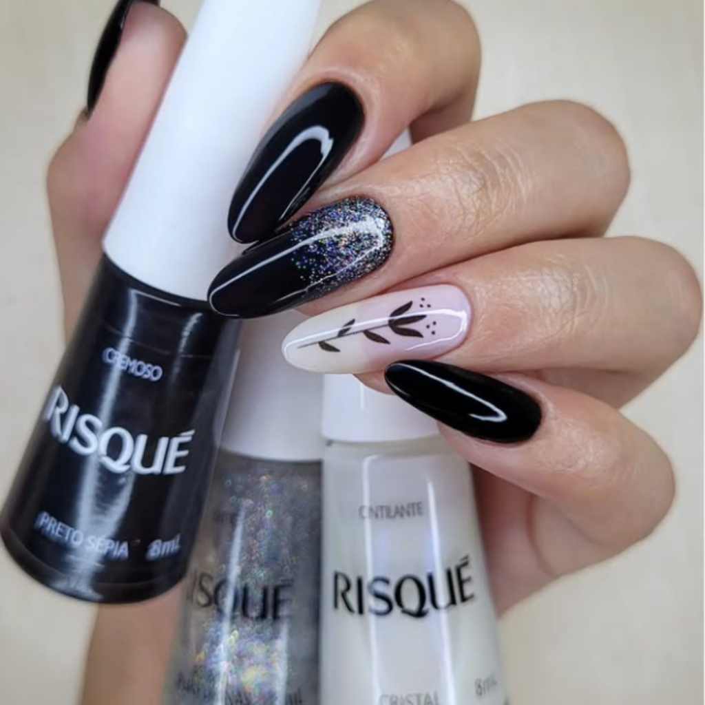 Preto com Glitter Unha: Onde Comprar | BuscaProdutos