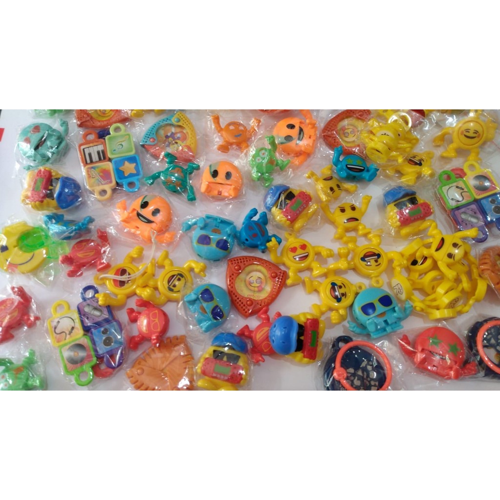 LEIA ANÚNCIO - Lote de brinquedos kinder ovo Emojis lotes variados kinder emoji
